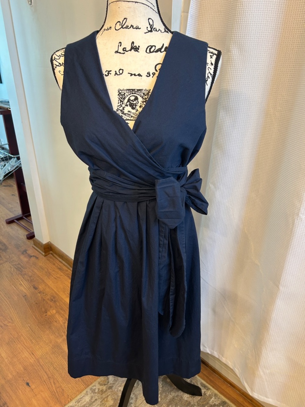 J. By J.Crew Navy Dress size 12, Midi, zips, faux wrap 97% cotton